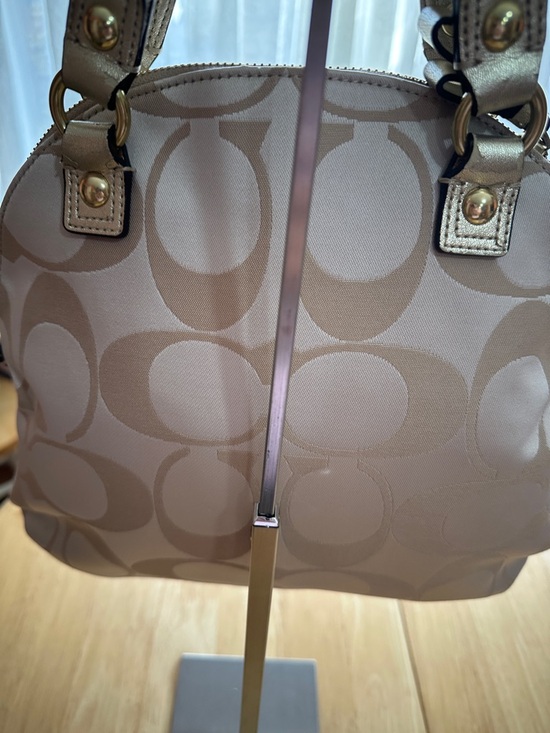 Coach Poppy 2012 Beige Signature Floral Satchel with Metallic Gold Accents - Picture 3 of 9